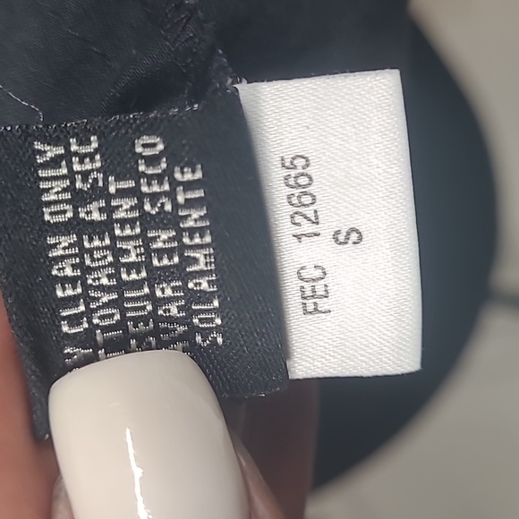 BCBG Women's Top - Picture 7 of 9